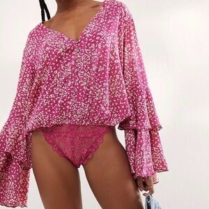 Intimately Free People Ditsy Floral Bodysuit in Pink Rose Size Small NWT